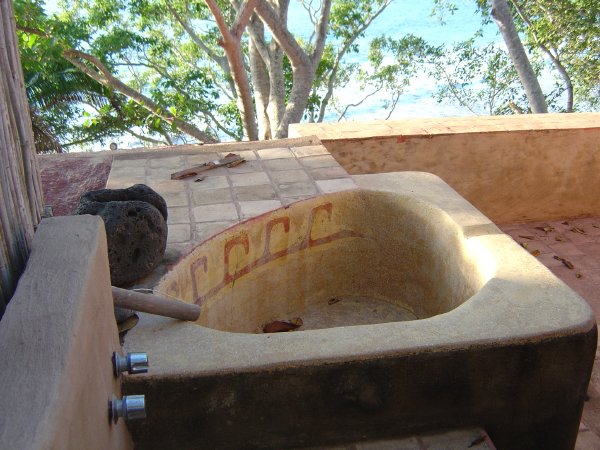 Outside tub